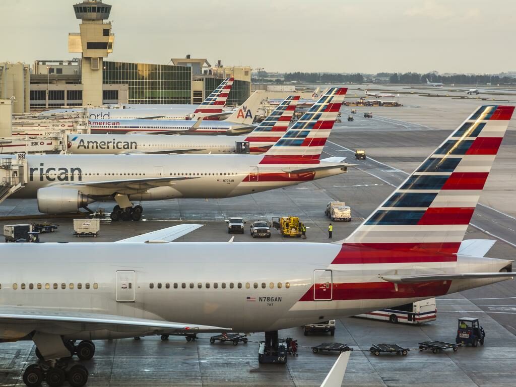 Flugzeuge am Flughafen Miami